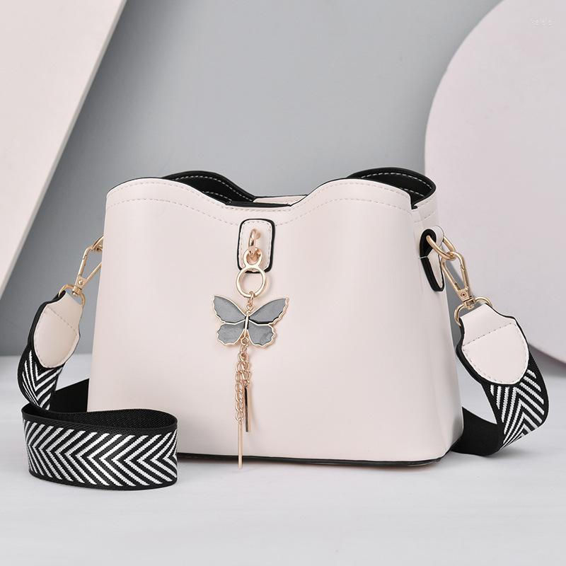 Evening Bags 2023 Women White Handbag Designer Butterfly Tassel PU Leather Messenger Ladies Crossbody Female Tote Shoulder Bag, Green
Evening Bags 2023 Women White Handbag Designer Butterfly Tassel PU Leather Messenger Ladies Crossbody Female Tote Shoulder Bag, Green