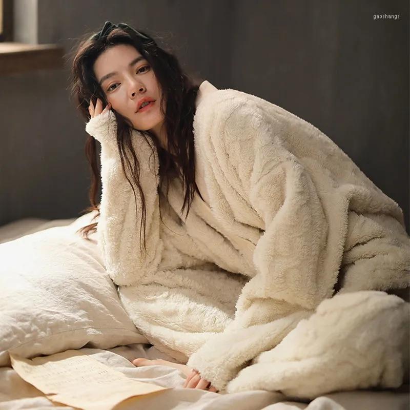 Women's Sleepwear Coral Velvet Home Clothes Pocket Warm Trouser Suits Nightgown Set Woman 2 Pieces Outfits Pajamas For Sleep Winter, Beige
Women's Sleepwear Coral Velvet Home Clothes Pocket Warm Trouser Suits Nightgown Set Woman 2 Pieces Outfits Pajamas For Sleep Winter, Beige