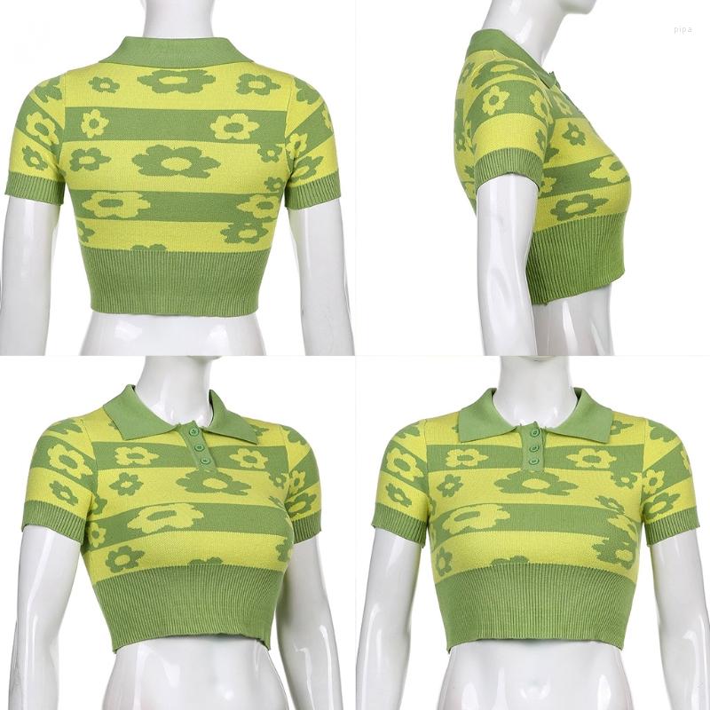 Women's Polos Women Summer Short Sleeve Knitted Crop Top Contrast Color Striped Floral Print Green Sweater Harajuku Slim Lapel Button 10CF
Women's Polos Women Summer Short Sleeve Knitted Crop Top Contrast Color Striped Floral Print Green Sweater Harajuku Slim Lapel Button 10CF