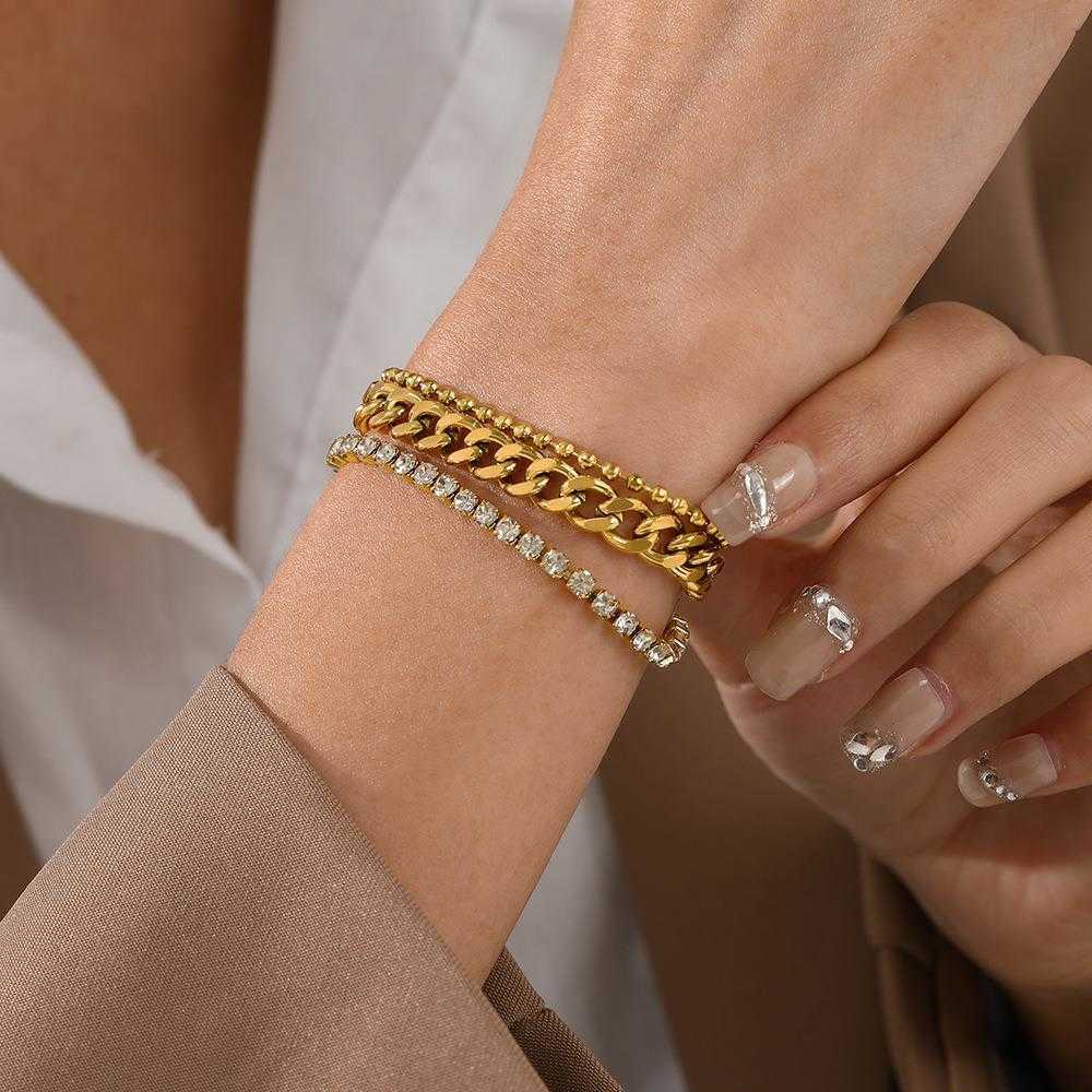Fashion Diamond Three Layer Chain Stainless Steel Bracelet Personality Retro Trend Design Titanium Female Wholesale
Fashion Diamond Three Layer Chain Stainless Steel Bracelet Personality Retro Trend Design Titanium Female Wholesale