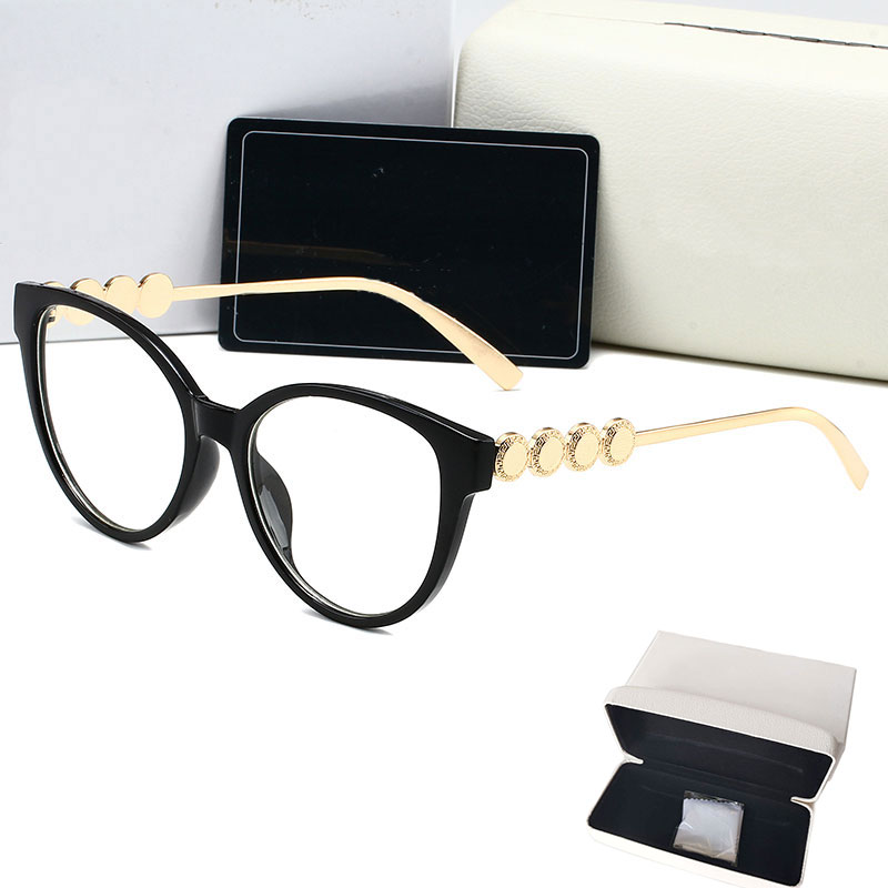 High Quality beach Womans Sunglasses Clear lenses Mens Sun glasses net red same glasses Brand men Designer eyeglass Gradient women spectacles 4513 Sun glasses
High Quality beach Womans Sunglasses Clear lenses Mens Sun glasses net red same glasses Brand men Designer eyeglass Gradient women spectacles 4513 Sun glasses