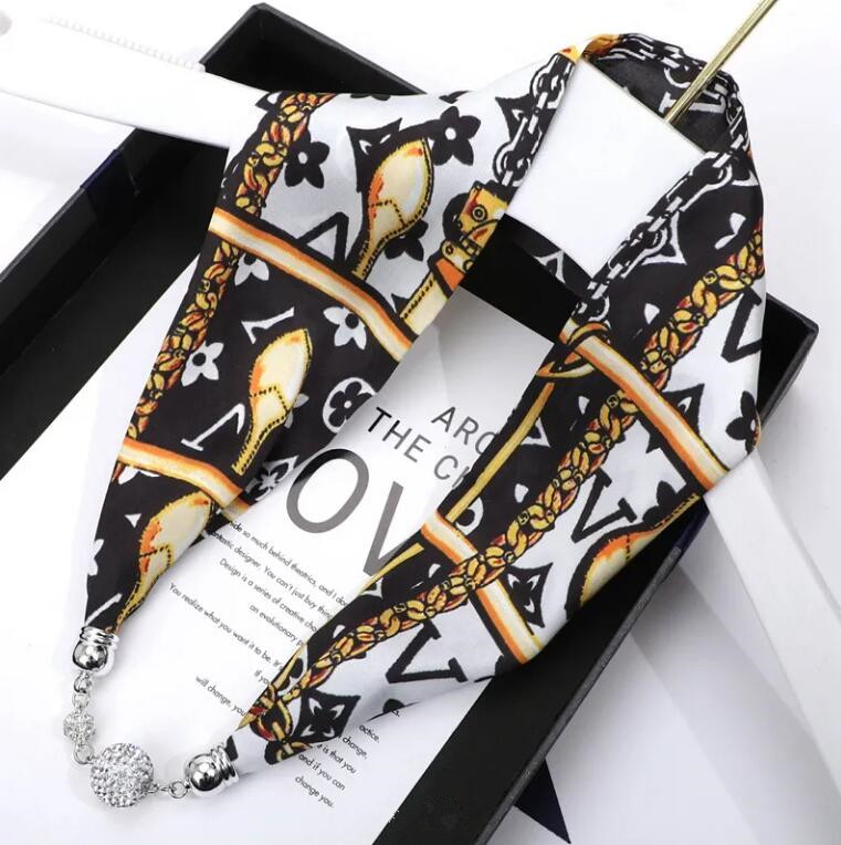 Fashion Magnetic Buckle Silk Colorful Necklace Net Red Hair Collar Wrist Strap Multifunctional Lazy Scarf Woman Jewelry
Fashion Magnetic Buckle Silk Colorful Necklace Net Red Hair Collar Wrist Strap Multifunctional Lazy Scarf Woman Jewelry