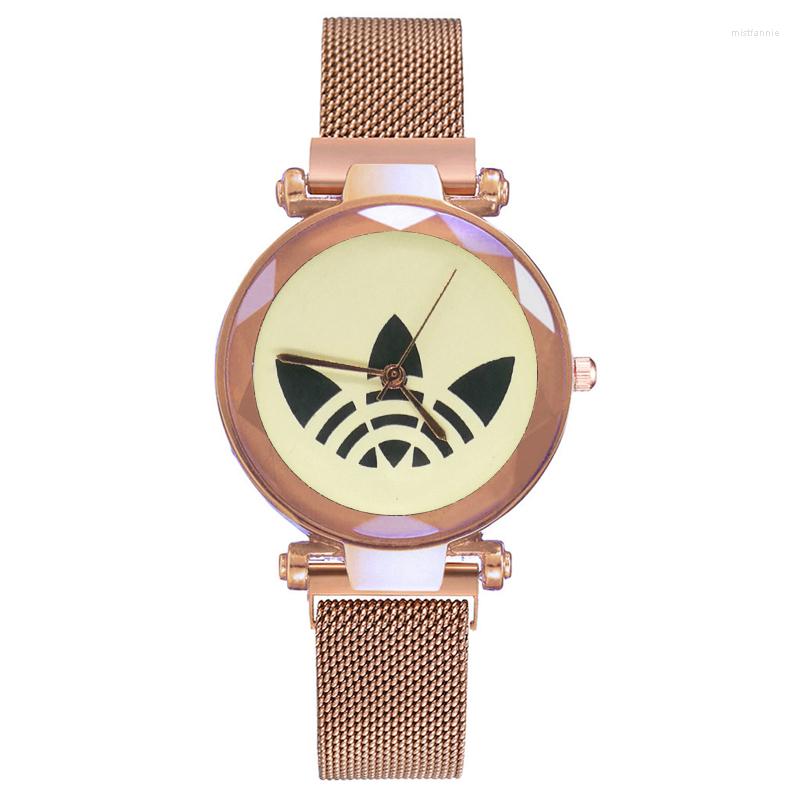 Wristwatches Fashion Women Quartz Mesh Magnetic Buckle Ladies Watch Dress Party Decoration Gift, Red
Wristwatches Fashion Women Quartz Mesh Magnetic Buckle Ladies Watch Dress Party Decoration Gift, Red