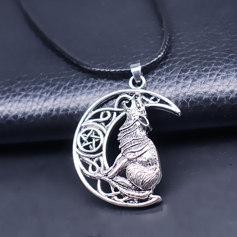 Pendant Necklaces Fashion Nordic Mythical Animal Wolf Metal Necklace FIT Men's Religion Amulet Jewelry Stainless Steel
Pendant Necklaces Fashion Nordic Mythical Animal Wolf Metal Necklace FIT Men's Religion Amulet Jewelry Stainless Steel