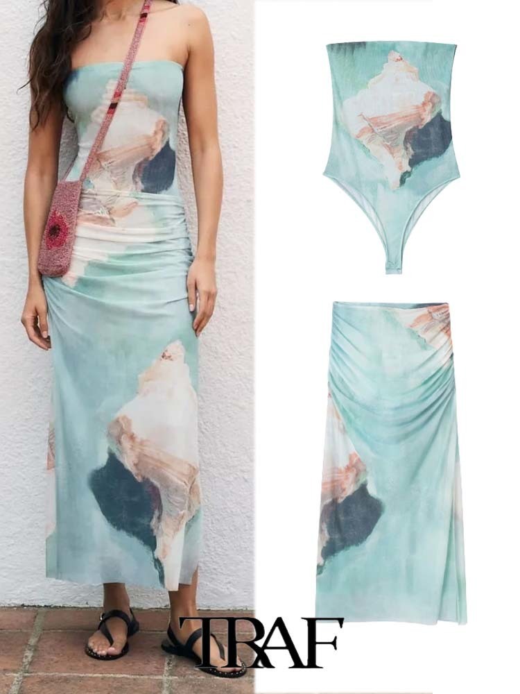 Two Piece Dress TRAF Women Fashion 2Pcs Casual Printed Silk Mesh Jumpsuit TopSilk Screen Printed Midi Skirt Sexy Tops Two Piece Set 230509
Two Piece Dress TRAF Women Fashion 2Pcs Casual Printed Silk Mesh Jumpsuit TopSilk Screen Printed Midi Skirt Sexy Tops Two Piece Set 230509