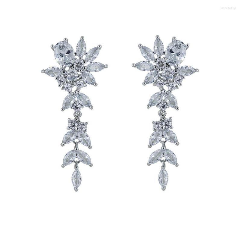Dangle Earrings Crystal Cubic Zirconia CZ Copper Wedding Earring For Bridal Women Girl Prom Party Jewelry Accessories CE10576
Dangle Earrings Crystal Cubic Zirconia CZ Copper Wedding Earring For Bridal Women Girl Prom Party Jewelry Accessories CE10576