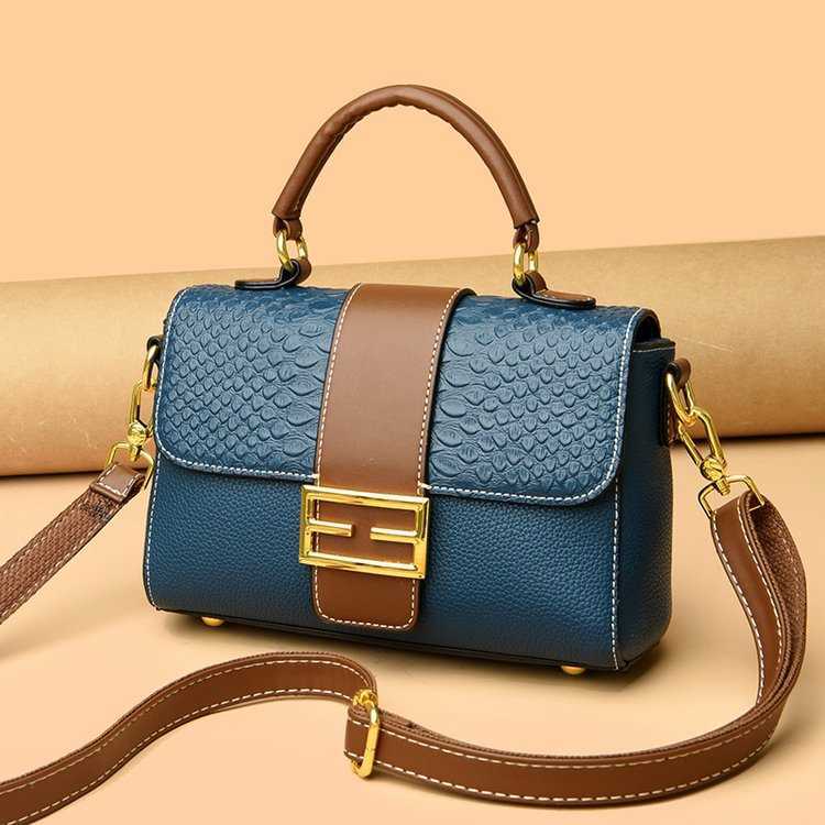 2023 handbag Autumn/Winter New Contrast Handbag Crossbody Feeling One Shoulder Fashion Women's Bag, Grey9
2023 handbag Autumn/Winter New Contrast Handbag Crossbody Feeling One Shoulder Fashion Women's Bag, Grey9