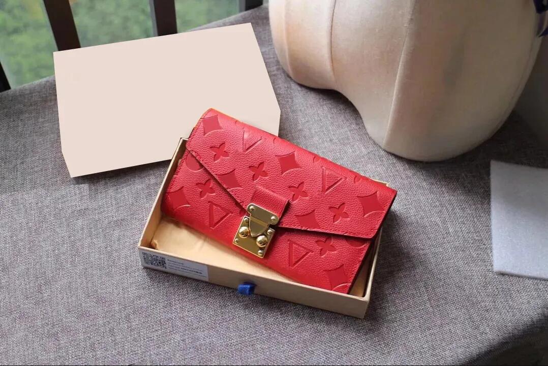Designer wallets luxury empreinte purse sarah clutch bags Highs quality flower letter coin purses men women embossed card holder with original box dust bag
Designer wallets luxury empreinte purse sarah clutch bags Highs quality flower letter coin purses men women embossed card holder with original box dust bag