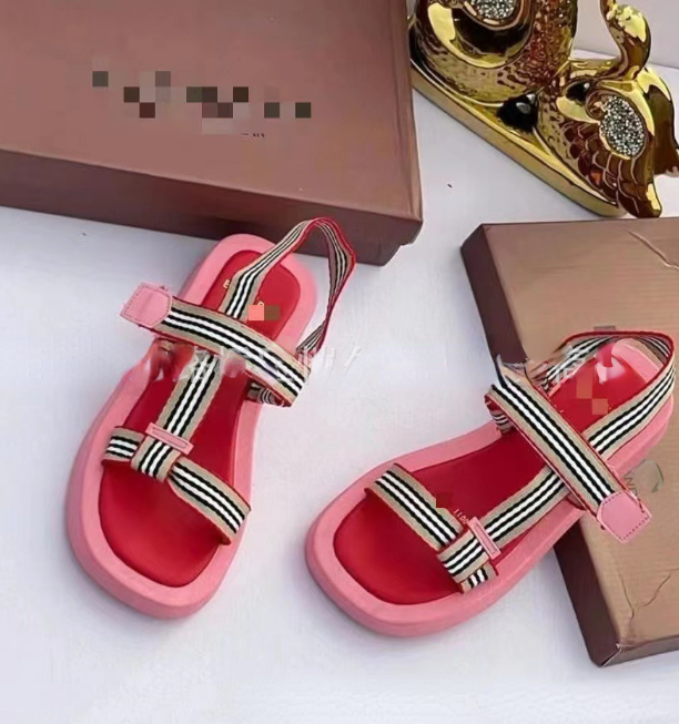 Summer Foreign Trade Flat for Outdoors Beach Sandals Women 43 Women's Large Size Sandals Casual
Summer Foreign Trade Flat for Outdoors Beach Sandals Women 43 Women's Large Size Sandals Casual