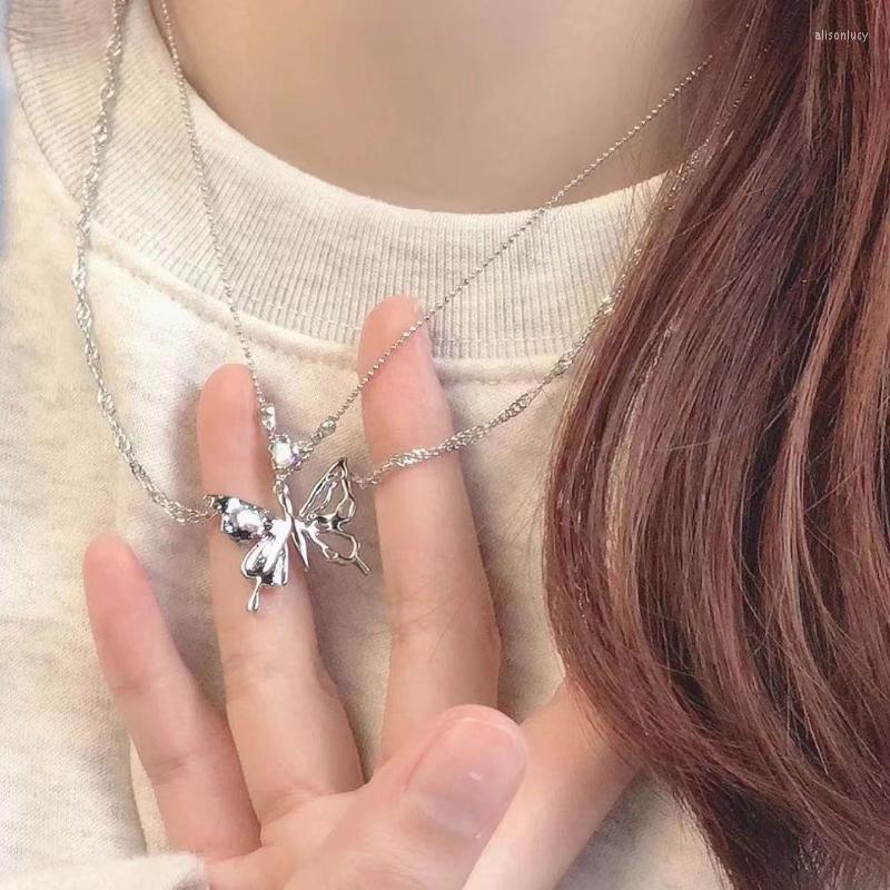 Chains 2023 Korean Double-layer Butterfly Necklace Women's Advanced Design Punk Cool Wind Jewelry
Chains 2023 Korean Double-layer Butterfly Necklace Women's Advanced Design Punk Cool Wind Jewelry