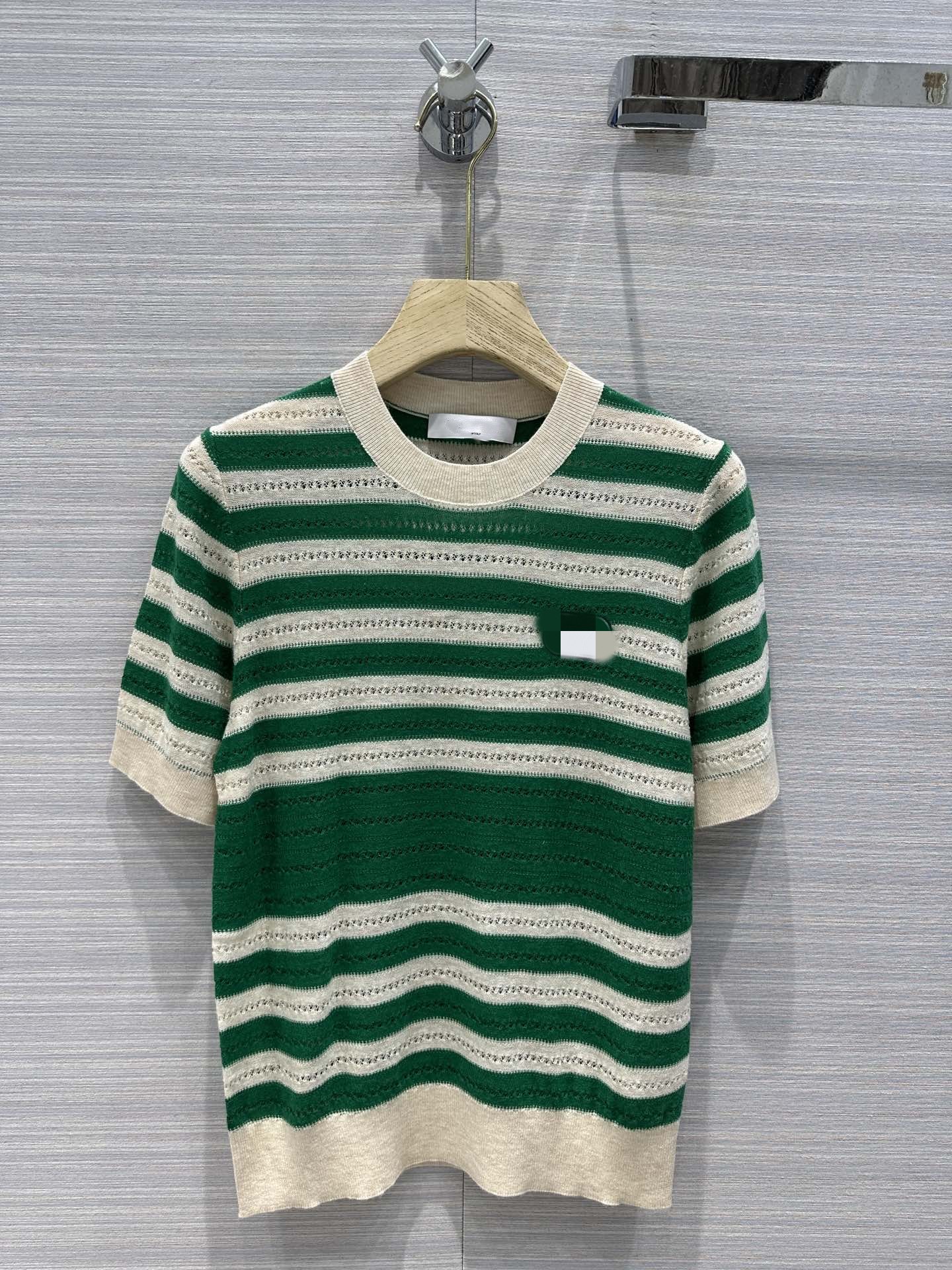 Milan Runway Sweater 2023 New Summer Autumn Short Sleeves O Neck Women' Sweaters High End Jacquard Pullover Designer Sweater 0509-4, Picture color
Milan Runway Sweater 2023 New Summer Autumn Short Sleeves O Neck Women' Sweaters High End Jacquard Pullover Designer Sweater 0509-4, Picture color