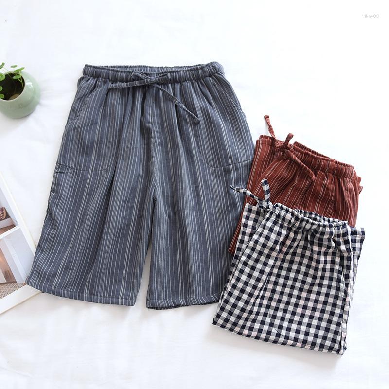 Men's Sleepwear Home Summer Gauze Striped Beach Lounge Casual Men Thin Loose-fitting Sleep Shorts Bottoms Double-layered Pants, Navy grid
Men's Sleepwear Home Summer Gauze Striped Beach Lounge Casual Men Thin Loose-fitting Sleep Shorts Bottoms Double-layered Pants, Navy grid
