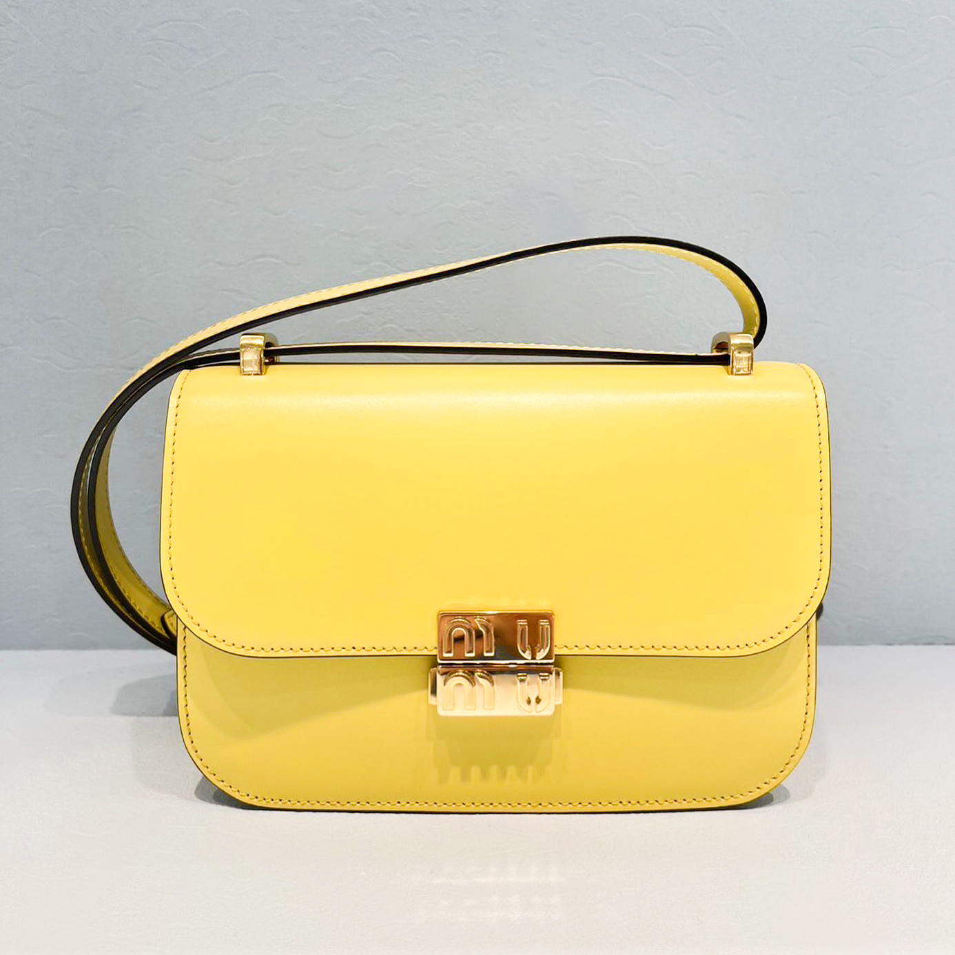 Genuine leather Fashion Miu mini Shoulder bag Luxury black designer mens purses miui pochette envelope bag clutch flap tote sling city handbag Woman crossbody Bags, Pink
Genuine leather Fashion Miu mini Shoulder bag Luxury black designer mens purses miui pochette envelope bag clutch flap tote sling city handbag Woman crossbody Bags, Pink