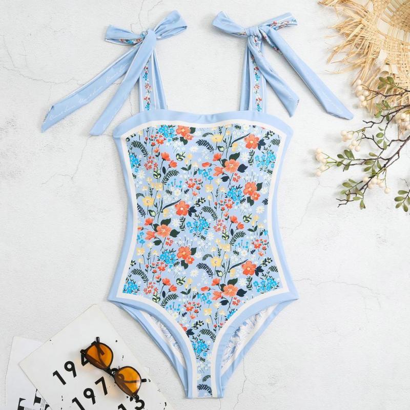 Women' Swimwear Bodysuit Swimsuit Square Collar Bathing Suit Double Sided Wear Floral Print, Green
Women' Swimwear Bodysuit Swimsuit Square Collar Bathing Suit Double Sided Wear Floral Print, Green