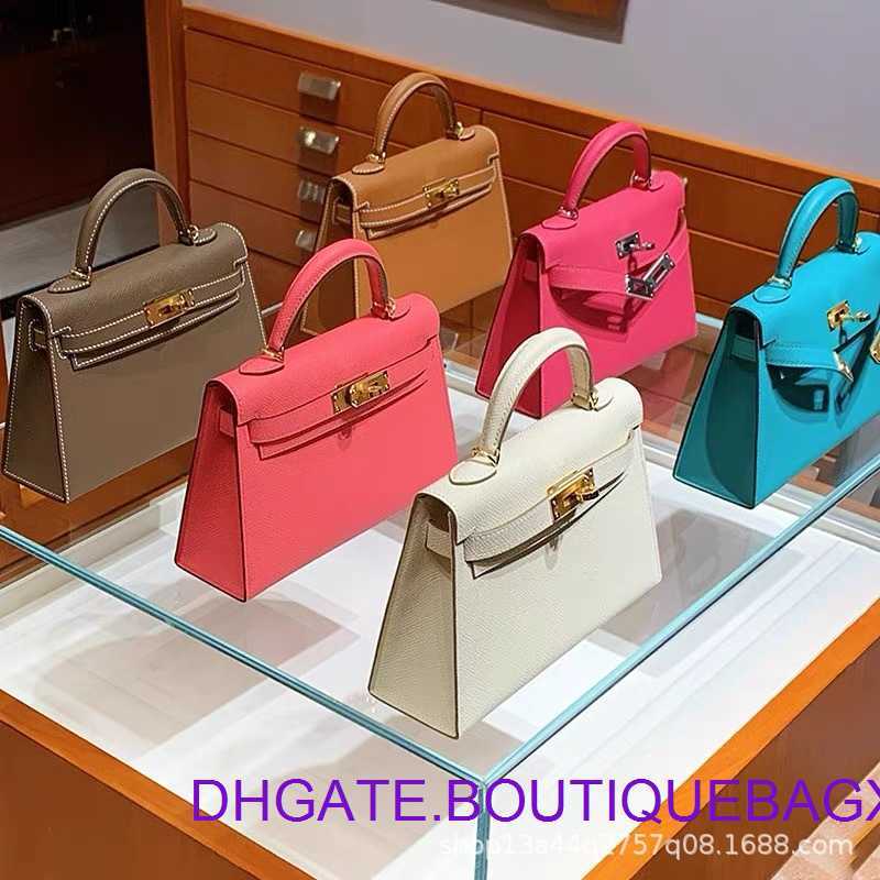 Designer Hremm Kelys's Evening Bags for outlet Genuine leather women's bag 2023 new second-generation mini hand fashion one-shoulder messenger Have real Logo, Lipstick powder 19cm - gold button
Designer Hremm Kelys's Evening Bags for outlet Genuine leather women's bag 2023 new second-generation mini hand fashion one-shoulder messenger Have real Logo, Lipstick powder 19cm - gold button