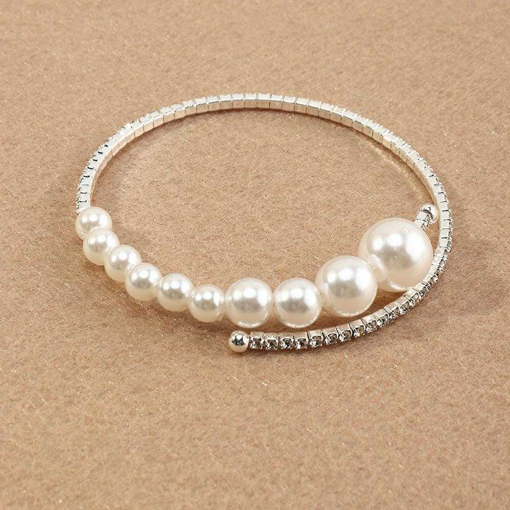 Womens Bracelet Graceful And Fashionable Pearl Full Diamond Embedded Stretch For Women
Womens Bracelet Graceful And Fashionable Pearl Full Diamond Embedded Stretch For Women