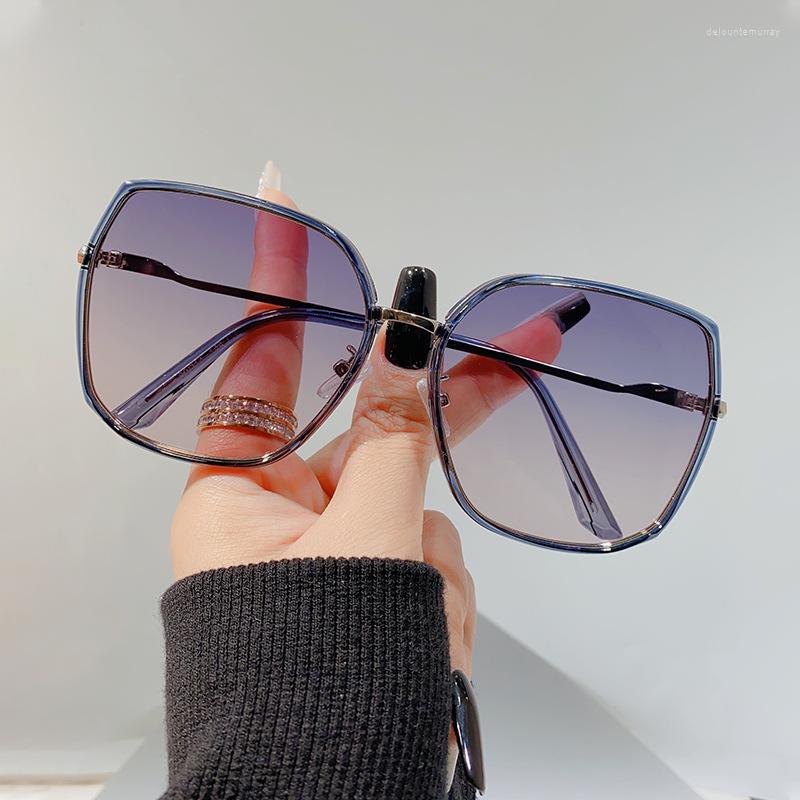 Sunglasses 2023 Polarized Men Women Classic Fashion Retro Brand Sun Glasses Drive UV400 Eyewear Gafas De Sol 
Sunglasses 2023 Polarized Men Women Classic Fashion Retro Brand Sun Glasses Drive UV400 Eyewear Gafas De Sol