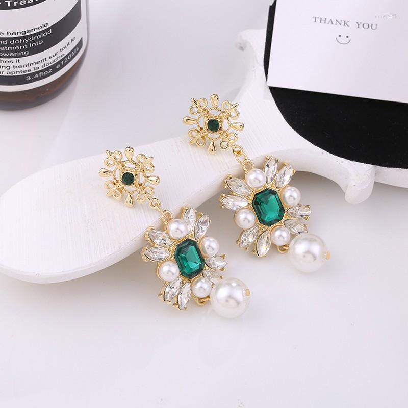 Dangle Earrings ARLIE 2023 Gold Color Fashion Shiny Green Crystal For Women Korean Statement Drop Vintage Pearl Jewelry
Dangle Earrings ARLIE 2023 Gold Color Fashion Shiny Green Crystal For Women Korean Statement Drop Vintage Pearl Jewelry