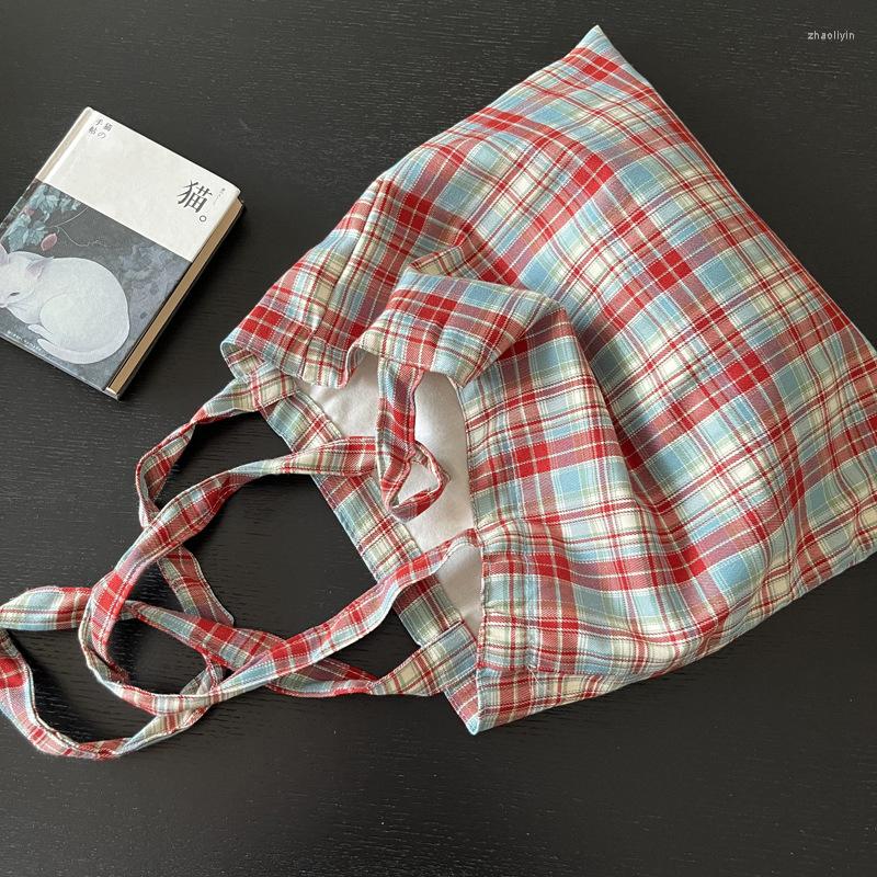 Evening Bags Retro Red Blue Contrast Gege Shoulder Bag Korean Ins Plaid Canvas Tote Thin Cotton Cloth Grocery Handbag Large Shopping, Beige
Evening Bags Retro Red Blue Contrast Gege Shoulder Bag Korean Ins Plaid Canvas Tote Thin Cotton Cloth Grocery Handbag Large Shopping, Beige