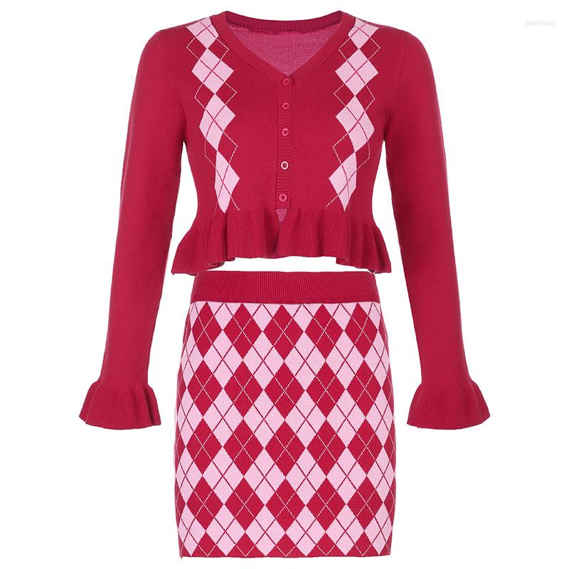 Work Dresses Knitted Ribbed Women 's Suit Long Sleeves Sweaters Cardigan Top Rhombus Print Skinny Skirt Active Two Piece Fitness Outfits
Work Dresses Knitted Ribbed Women 's Suit Long Sleeves Sweaters Cardigan Top Rhombus Print Skinny Skirt Active Two Piece Fitness Outfits