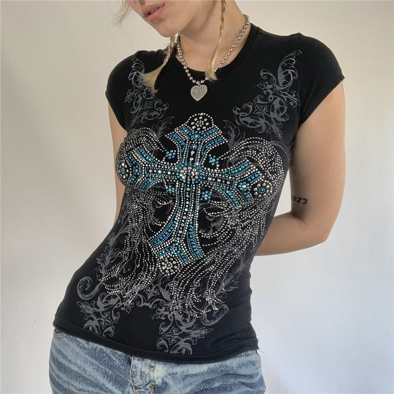 Women's Tanks Camis Xingqing T Shirt y2k Aesthetic Fairy Grunge Cross Wings Pattern Short Sleeve Tops Casual Graphic Tee 2000s Streetwear 230509