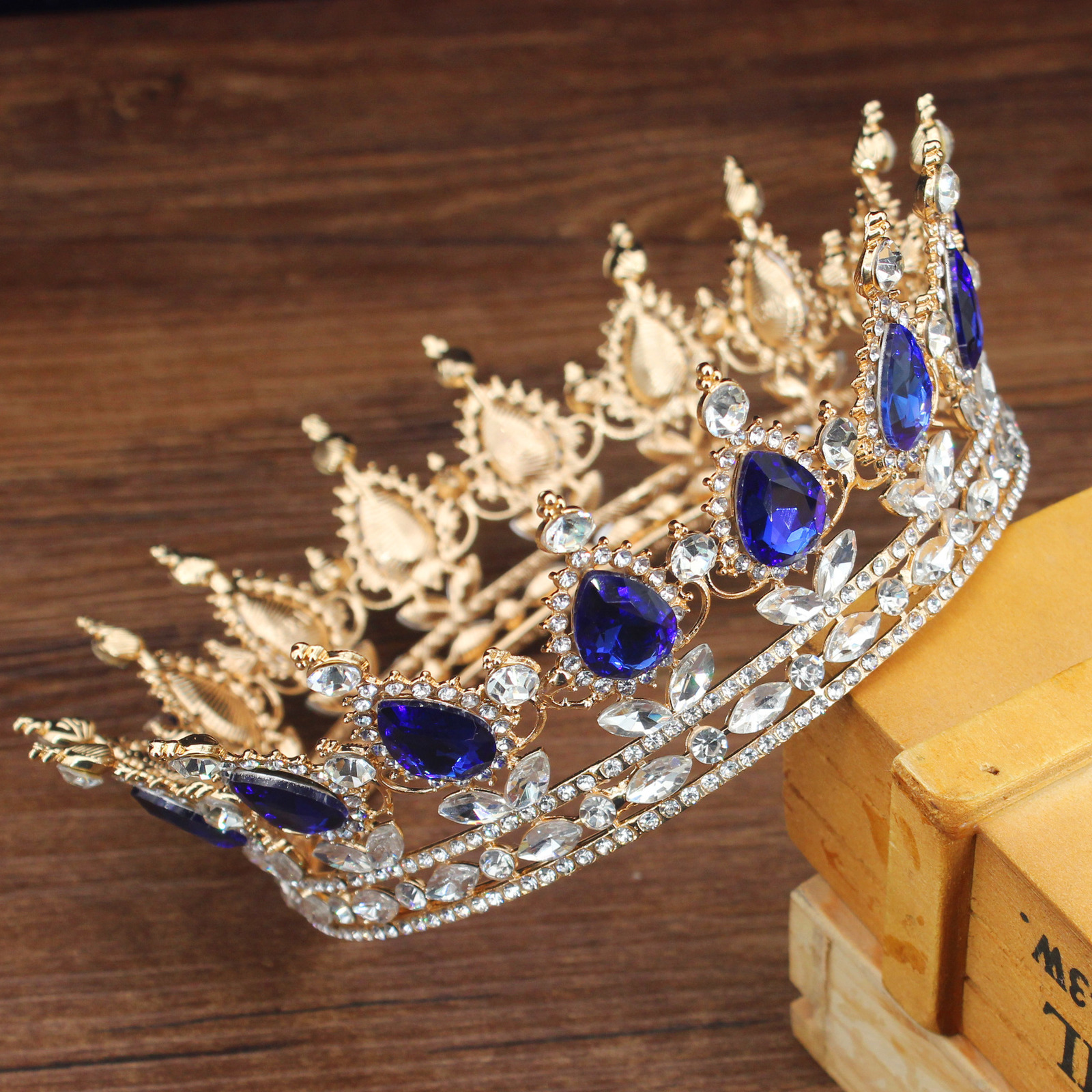 Wedding Hair Jewelry Vintage Queen King Tiaras and Crowns Bridal Head Accessorie diadem Pageant Headpiece Bride Ornament 230508