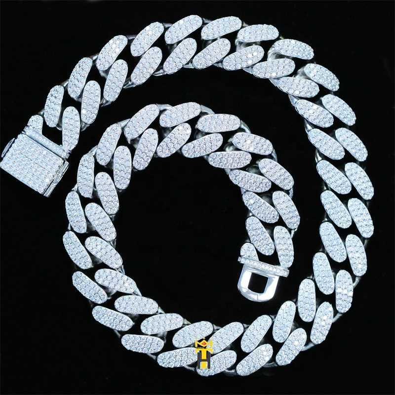 Iced Out Cz Diamond Cuban Link Chain 18k Gold Plated Brass Cadenas Heavy Fashion Hip Hop Jewelry Necklace
Iced Out Cz Diamond Cuban Link Chain 18k Gold Plated Brass Cadenas Heavy Fashion Hip Hop Jewelry Necklace