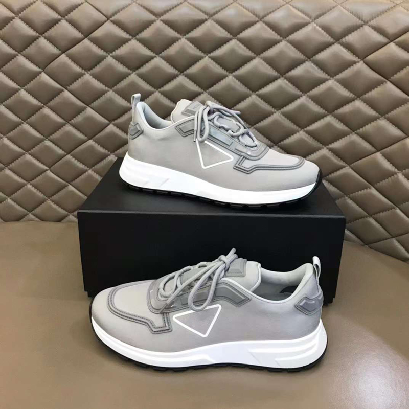 Fashion Men Casuals Shoes Brand Soft Calf Running Sneakers Italy Hot Popular Black White Blue Low Top Elastic Band Calfskin Designer Casual Athletic Shoes Box EU 38-45, #2
Fashion Men Casuals Shoes Brand Soft Calf Running Sneakers Italy Hot Popular Black White Blue Low Top Elastic Band Calfskin Designer Casual Athletic Shoes Box EU 38-45, #2