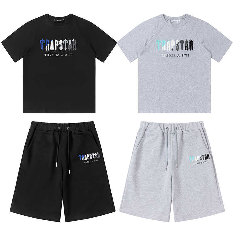 Designer Fashion Clothing Tshirt Tees High Street Summer New Trapstar Blue White Towel Embroidered Short Sleeve Shorts Set Loose Short Sleeve t Luxury Casual Street, Black short sleeve
Designer Fashion Clothing Tshirt Tees High Street Summer New Trapstar Blue White Towel Embroidered Short Sleeve Shorts Set Loose Short Sleeve t Luxury Casual Street, Black short sleeve