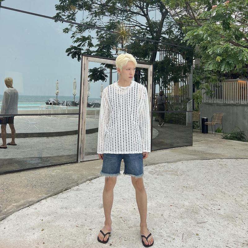 Men's T Shirts QR40066 Fashion Men's Tops & Tees Runway Luxury European Design Short Print Party Style T-Shirts, Black
Men's T Shirts QR40066 Fashion Men's Tops & Tees Runway Luxury European Design Short Print Party Style T-Shirts, Black