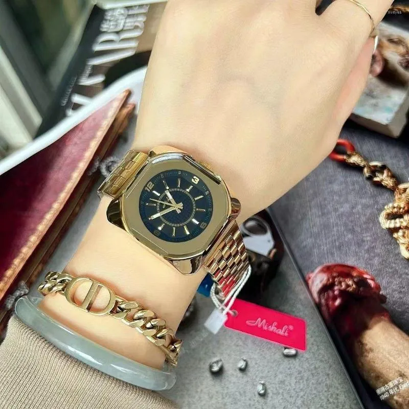 Wristwatches Women's Watch Square Personality Gold Fashion Temperament Circle Place Design Gifts To Girlfriend, Black
Wristwatches Women's Watch Square Personality Gold Fashion Temperament Circle Place Design Gifts To Girlfriend, Black