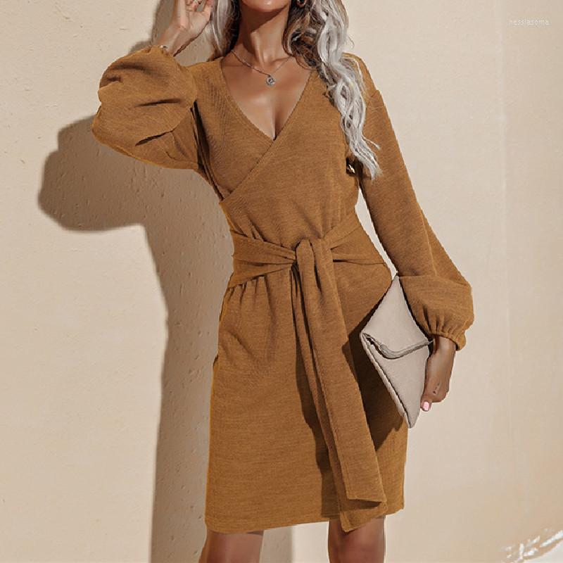 Casual Dresses Elegant Gentle V-Neck Mini Knitted Dress Long Sleeve High Waist Tie-up Slim Elastic Wild Female Solid Color, Blue
Casual Dresses Elegant Gentle V-Neck Mini Knitted Dress Long Sleeve High Waist Tie-up Slim Elastic Wild Female Solid Color, Blue