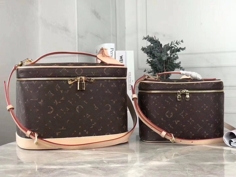 Women VANITY bag handbag NICE NANO cosmetic bags tote designer chain Shoulder crossbody wallet luxurious High-grade leather monograms messenger purse Largest, #6 32x32x21cm 47280
Women VANITY bag handbag NICE NANO cosmetic bags tote designer chain Shoulder crossbody wallet luxurious High-grade leather monograms messenger purse Largest, #6 32x32x21cm 47280
