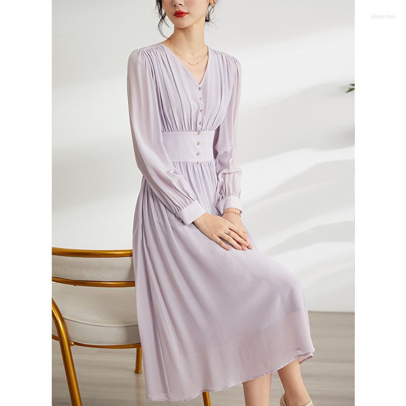 Casual Dresses Elegant Purple Silk Dress Feminine Long Sleeve Mulberry A-Line French V-Neck High Waist Large Swing Skirt, Short sleeve
Casual Dresses Elegant Purple Silk Dress Feminine Long Sleeve Mulberry A-Line French V-Neck High Waist Large Swing Skirt, Short sleeve