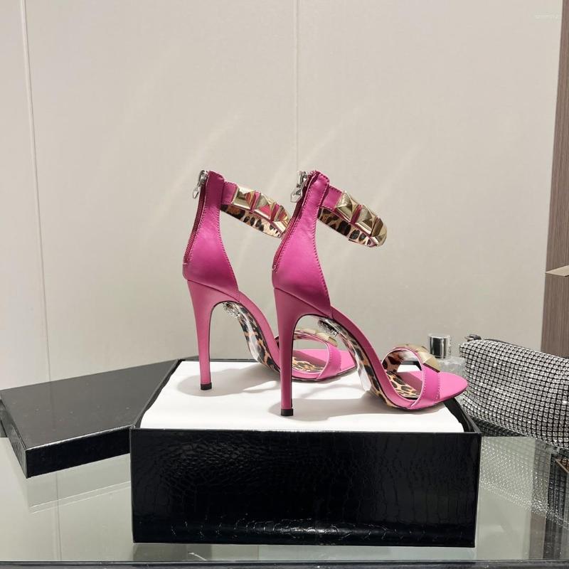 Dress Shoes Sexy Leopard Print Summer Sandals Open-Toe High Heels Rhinestone Decor Women Silver Party Genuine Leather, 10.5cm
Dress Shoes Sexy Leopard Print Summer Sandals Open-Toe High Heels Rhinestone Decor Women Silver Party Genuine Leather, 10.5cm