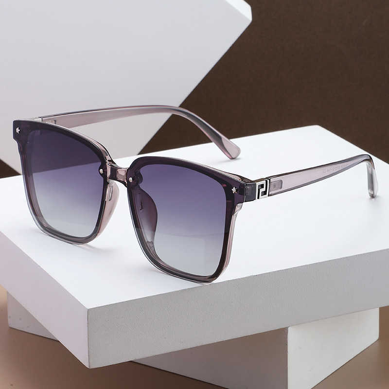 New Square TR90 Polarized for Women's Korean Edition Trendy Large Frame Slim Shading Sunglasses Fashion Glasses
New Square TR90 Polarized for Women's Korean Edition Trendy Large Frame Slim Shading Sunglasses Fashion Glasses
