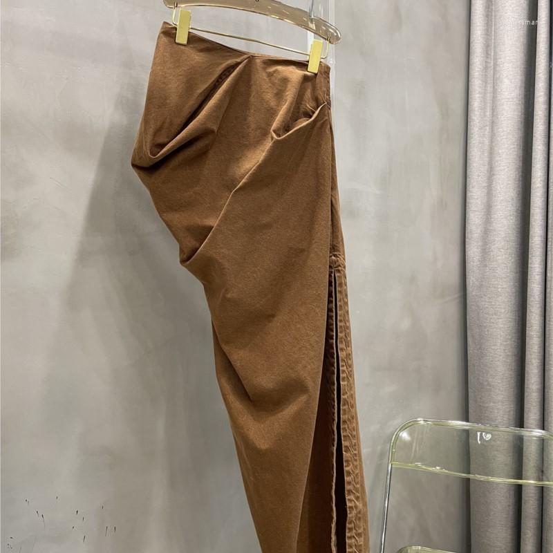 Skirts The Layered Pleats At Waist Of Caramel-colored Structuralist Slit Denim Half Dress Show Power, Khaki
Skirts The Layered Pleats At Waist Of Caramel-colored Structuralist Slit Denim Half Dress Show Power, Khaki