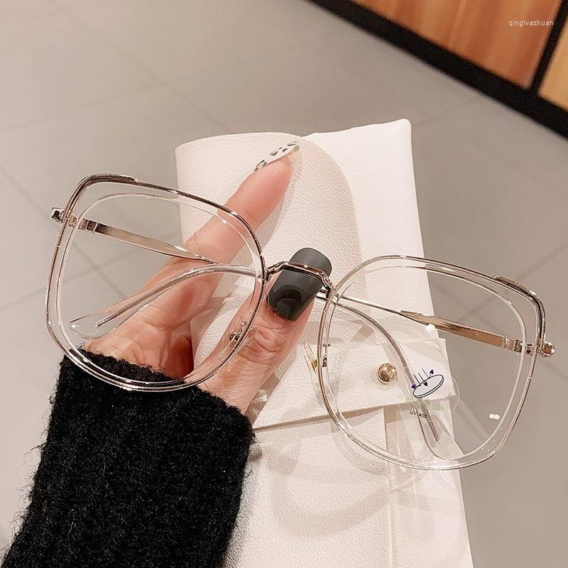 Sunglasses Blue Light Women's Glasses Frame Oversized Computer Eyeglasses Vintage Men Spectacles Transparent Square Eyewear Frames
Sunglasses Blue Light Women's Glasses Frame Oversized Computer Eyeglasses Vintage Men Spectacles Transparent Square Eyewear Frames