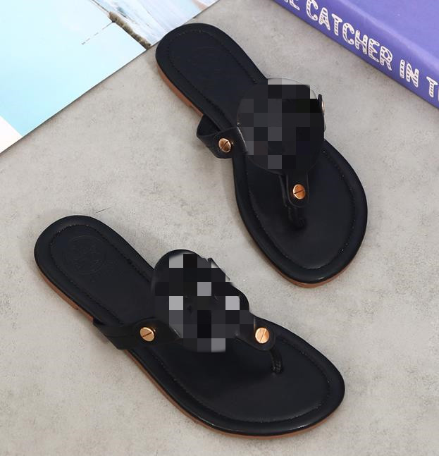 Summer Women's Slippers Flip-Flops Fashion American Leather Slippers European and American Flat Shoes Women, 11
Summer Women's Slippers Flip-Flops Fashion American Leather Slippers European and American Flat Shoes Women, 11