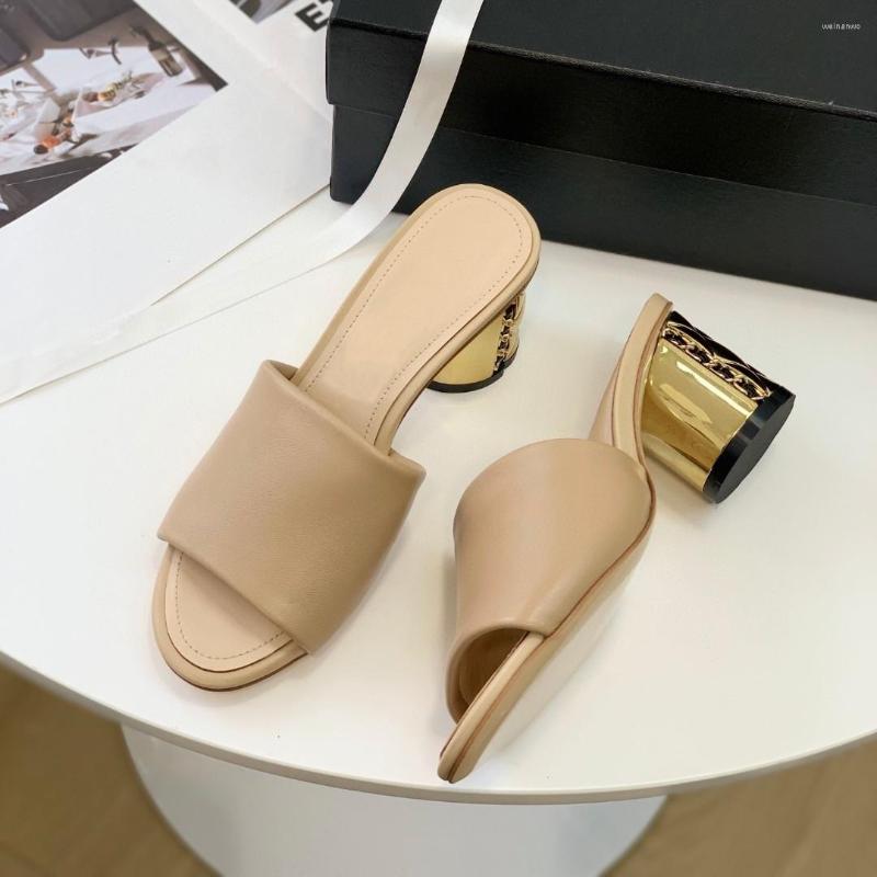 Slippers Shoes Women Summer Genuine Leather Chunky Heels Metal Decoration Chain Slides Open-Toes Designer Zapatillas, Picture shown
Slippers Shoes Women Summer Genuine Leather Chunky Heels Metal Decoration Chain Slides Open-Toes Designer Zapatillas, Picture shown