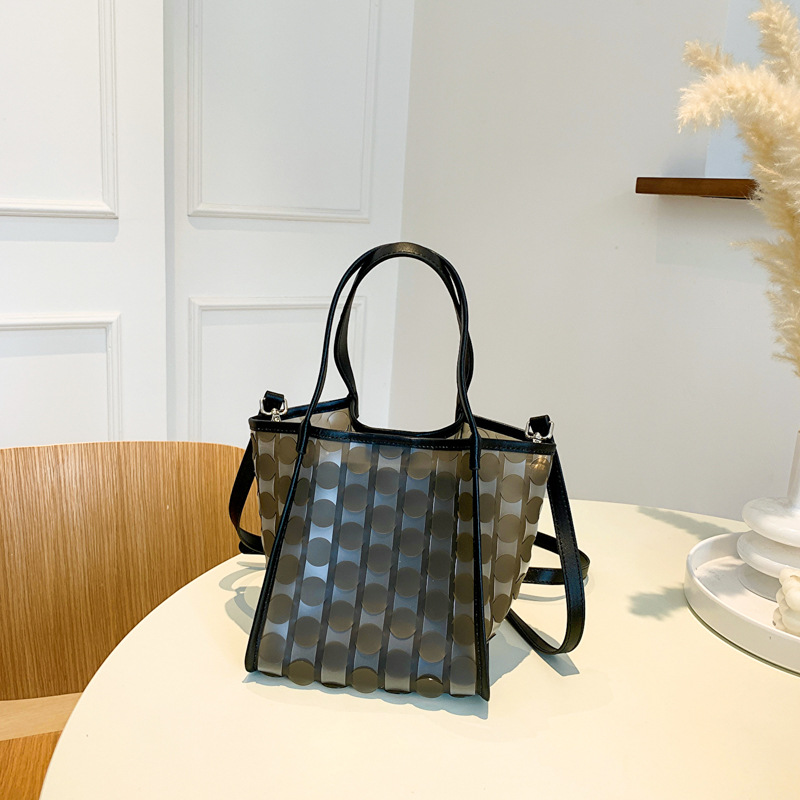 Quality Bucket Bag New Large Capacity Women's Bag Jelly Vegetable Basket Handbag Shoulder Bags, 18*19*18cm
Quality Bucket Bag New Large Capacity Women's Bag Jelly Vegetable Basket Handbag Shoulder Bags, 18*19*18cm