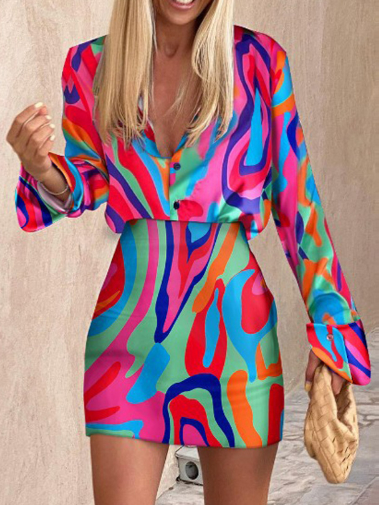 Two Piece Dress 2023 spring women' temperament printed longsleeved painted skirt fashion casual suit women 230508, Decor
Two Piece Dress 2023 spring women' temperament printed longsleeved painted skirt fashion casual suit women 230508, Decor