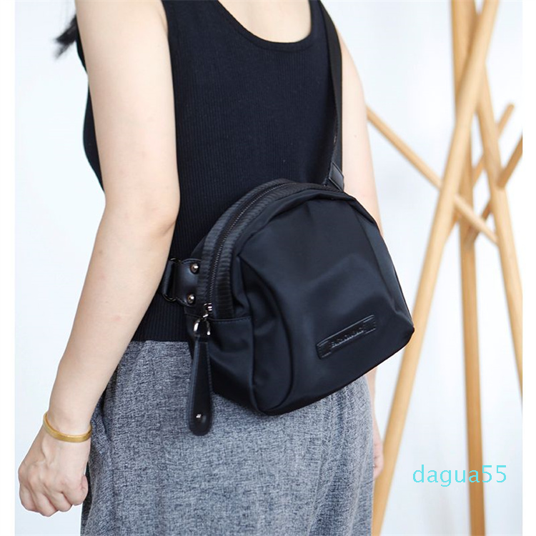 2023 women nylon shoulder bag fashion small bag retro zipper crossbody bag, Black 
2023 women nylon shoulder bag fashion small bag retro zipper crossbody bag, Black