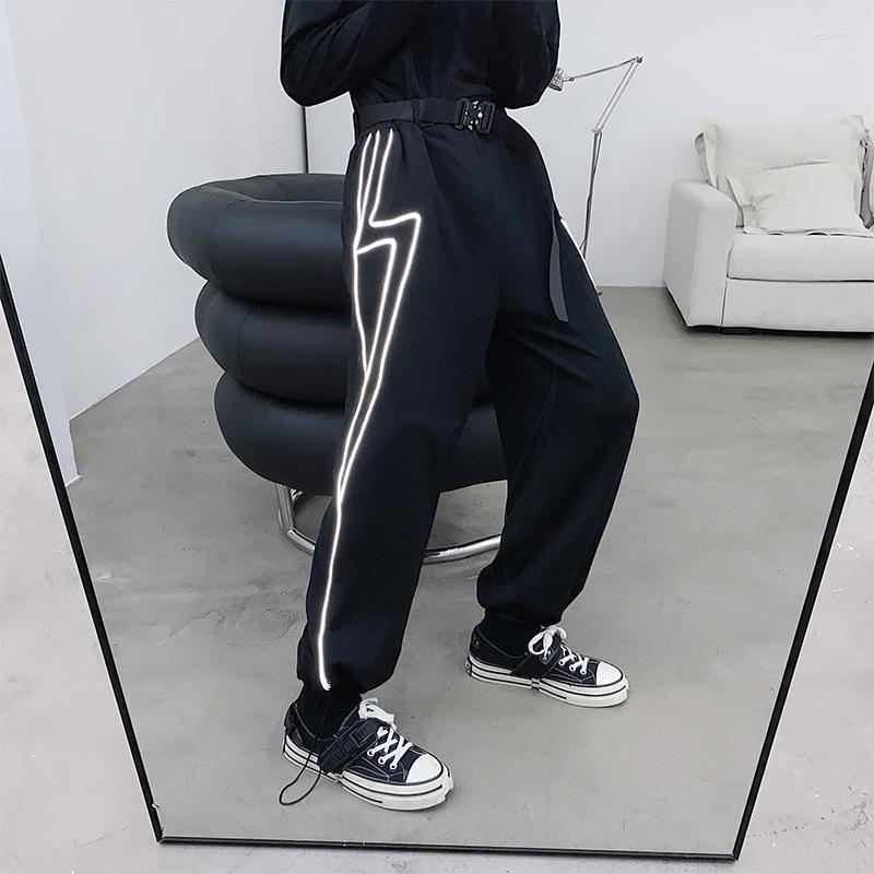 Men's Pants 2023Reflective Women Male Stripe Couple Pant Casual Men Loose Streetwear Hip Hop Drawstring Harem Joggers Sweatpants Trousers, H1095
Men's Pants 2023Reflective Women Male Stripe Couple Pant Casual Men Loose Streetwear Hip Hop Drawstring Harem Joggers Sweatpants Trousers, H1095