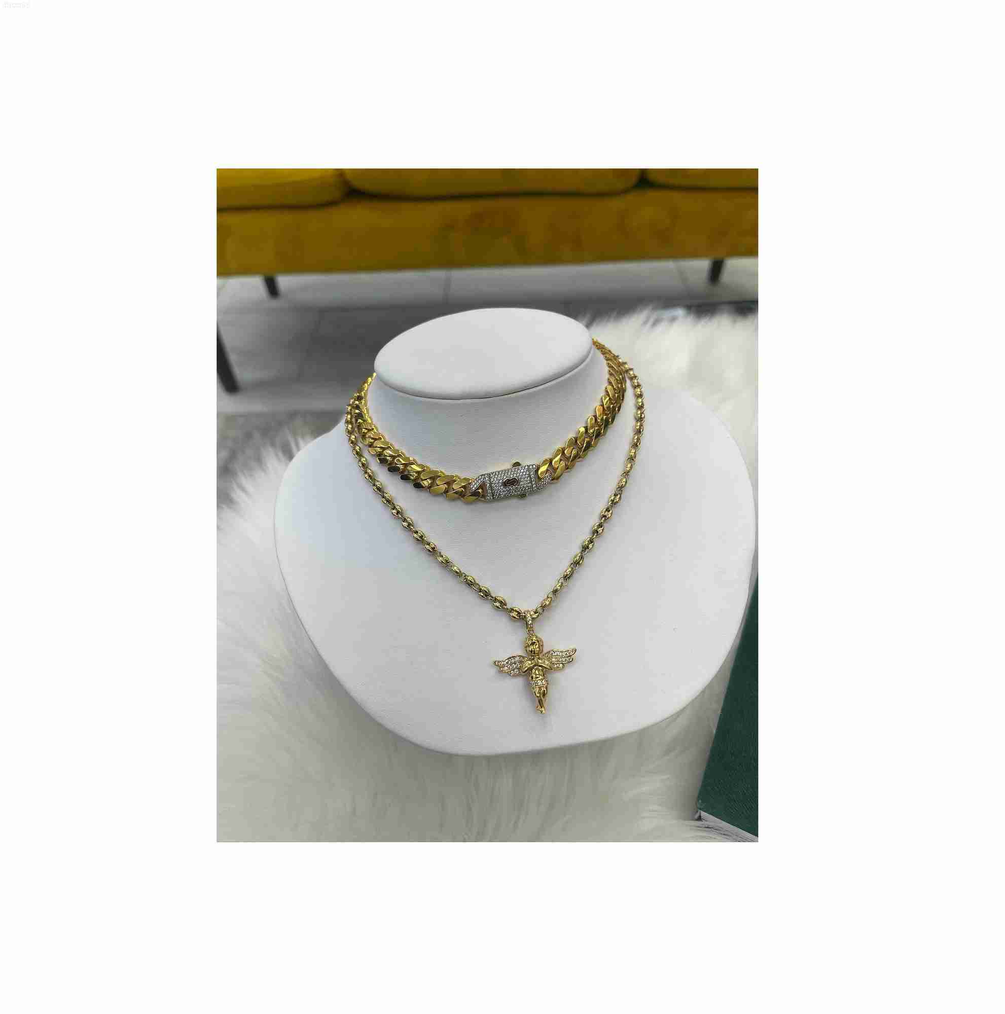 3mm 5mm 7mm 925 Sterling Silver Miami Cuban Chain Flat Curve Neck Link Chains for Men
3mm 5mm 7mm 925 Sterling Silver Miami Cuban Chain Flat Curve Neck Link Chains for Men