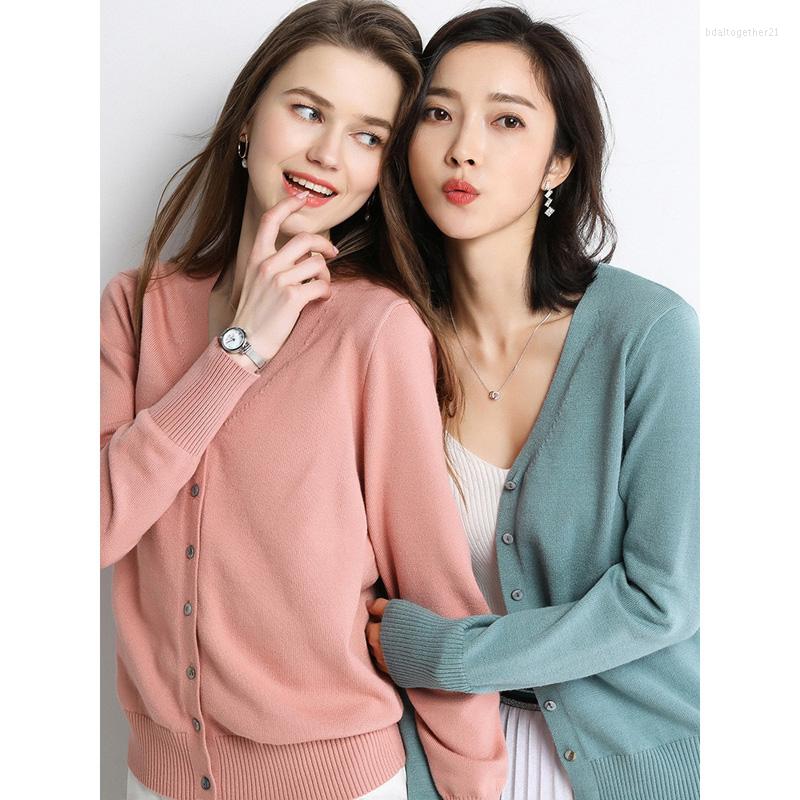 Women's Knits 2023 Spring Autumn V-Neck Knitted Cardigans Coats Wool Loose Casual 16 Color Thin Shorts Korean Women Cardiagans Sweater, Burgundy
Women's Knits 2023 Spring Autumn V-Neck Knitted Cardigans Coats Wool Loose Casual 16 Color Thin Shorts Korean Women Cardiagans Sweater, Burgundy