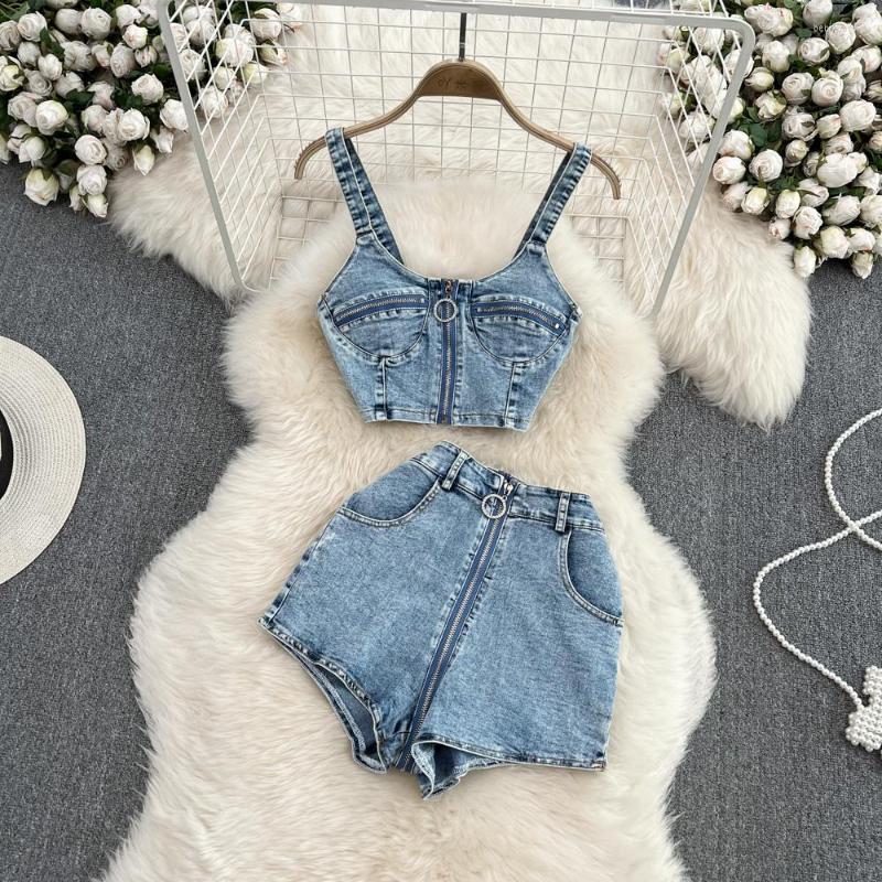 Women's Tracksuits Fashion Denim Set Women 2023 Summer Sexy Zipper Tank Top High Waist Wide Leg Shorts Two Pieces Suits Ladies Streewear
Women's Tracksuits Fashion Denim Set Women 2023 Summer Sexy Zipper Tank Top High Waist Wide Leg Shorts Two Pieces Suits Ladies Streewear