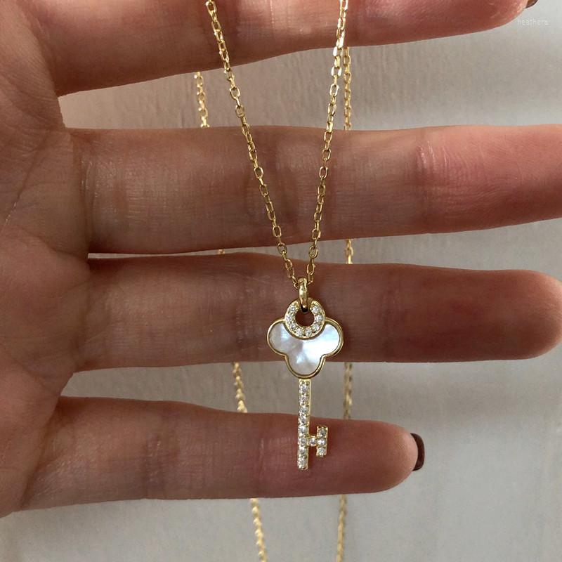 Pendant Necklaces Fashion Crystal White Shell Flower Key Shape Charm Necklace For Women Girls Party Wedding Jewelry Gift Choker Dz151
Pendant Necklaces Fashion Crystal White Shell Flower Key Shape Charm Necklace For Women Girls Party Wedding Jewelry Gift Choker Dz151