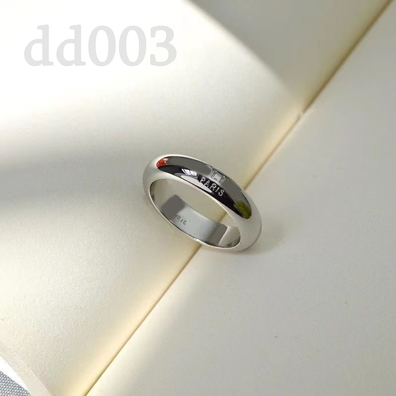 Love ring simple engagements ring fashion accessories retro couple style holiday gift jewelry classic originality womens rings gold silver plated ZB054 C23
Love ring simple engagements ring fashion accessories retro couple style holiday gift jewelry classic originality womens rings gold silver plated ZB054 C23