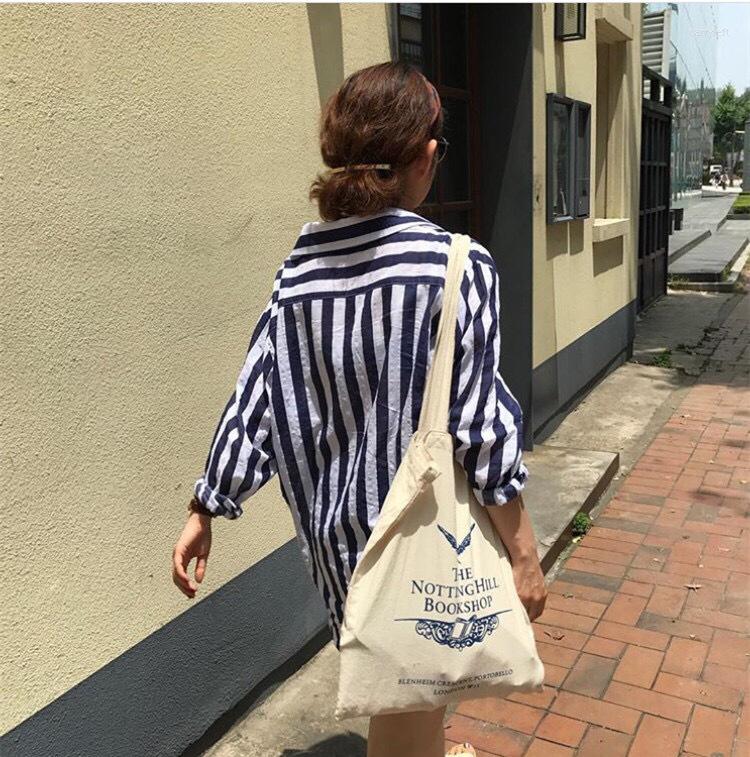 Evening Bags Art Letters Canvas Tote Bag For Girl Women Thin Cotton Cloth Shoulder Simple INS Eco Friendly Handbag Large Shopping, Beige
Evening Bags Art Letters Canvas Tote Bag For Girl Women Thin Cotton Cloth Shoulder Simple INS Eco Friendly Handbag Large Shopping, Beige